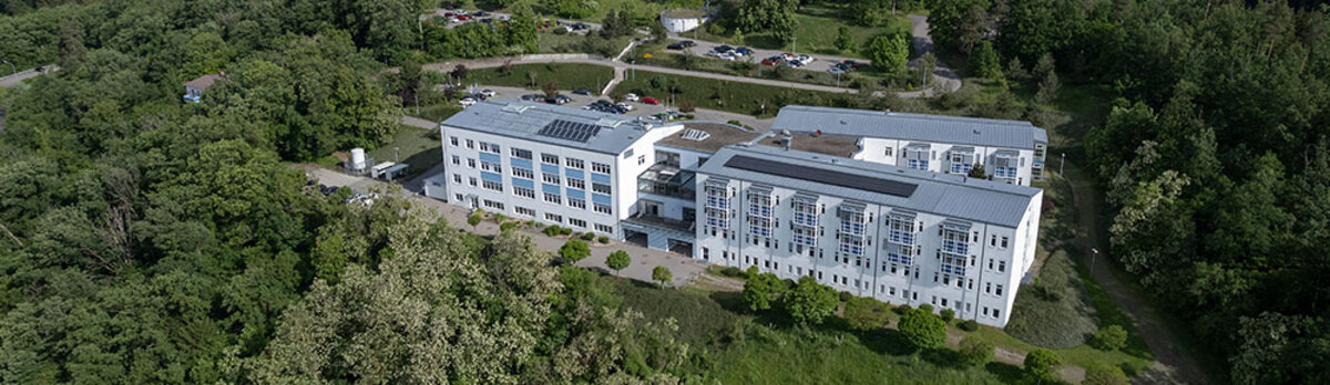 Luftaufnahme des Caritas-Krankenhauses St. Maria in Donaustauf