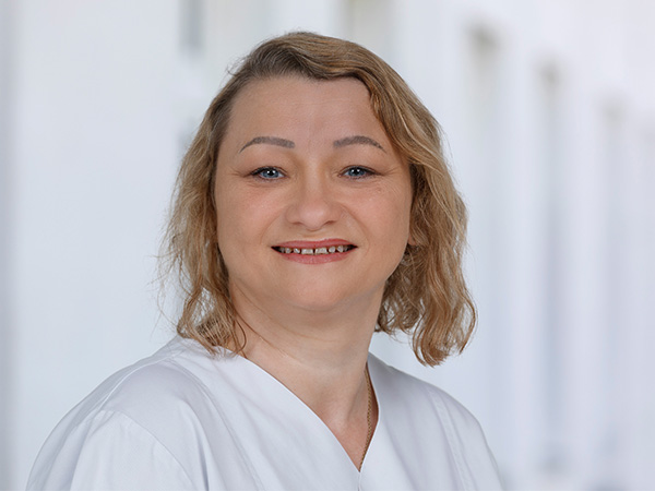 CSM_mitarbeiterbilder_Dengler-Beate.jpg